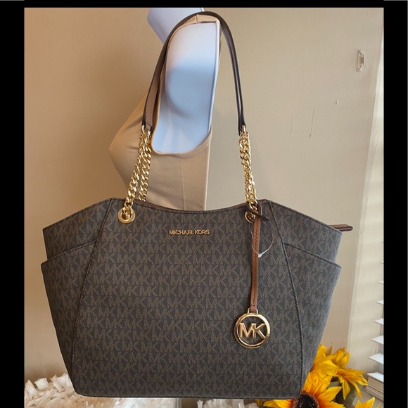 Michael Kors Handbags - Michael kors LG CHAIN tote